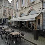 Hotel Industrie Loviano